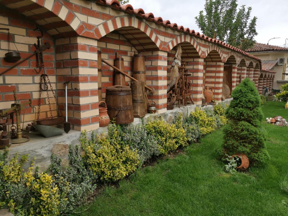 Възрожденски Комплекс Чардакъ Сопот Exterior foto